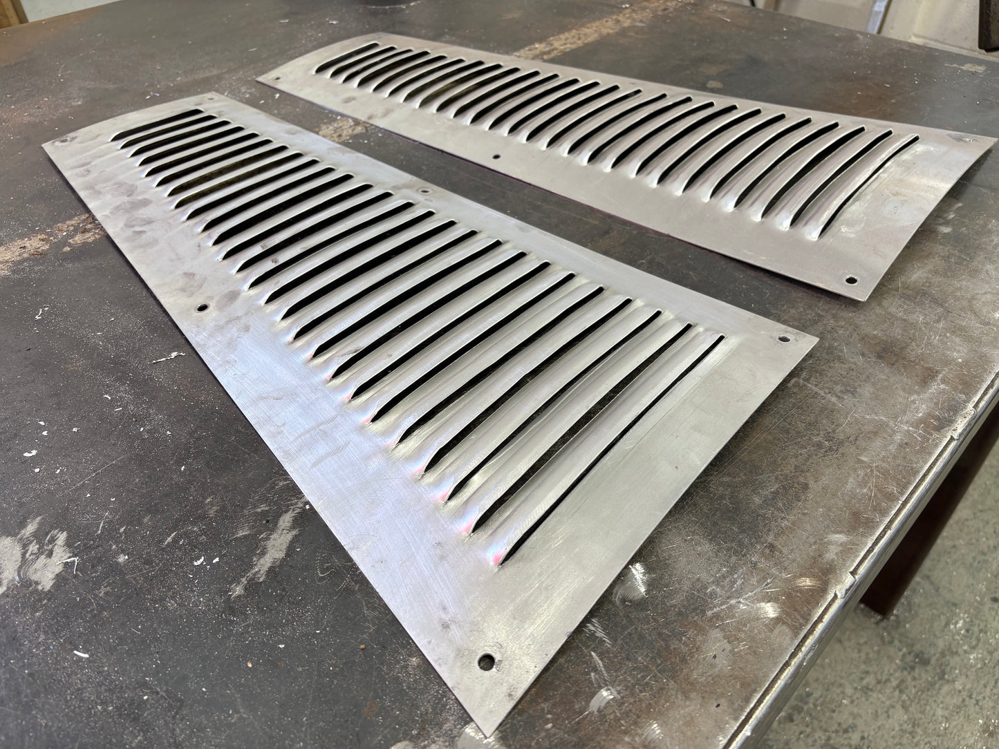 Louvers for Jaguar Aluminium Bonnet